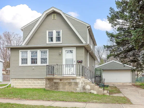115 N 3rd Ave, Villa Park, IL 60181