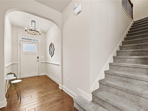 4th image of 2396 Whiteoak Bnd SE #16