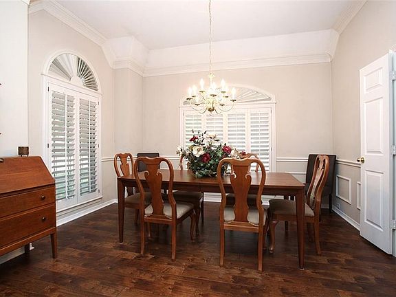5th image of 2508 Shadow Hill Ln