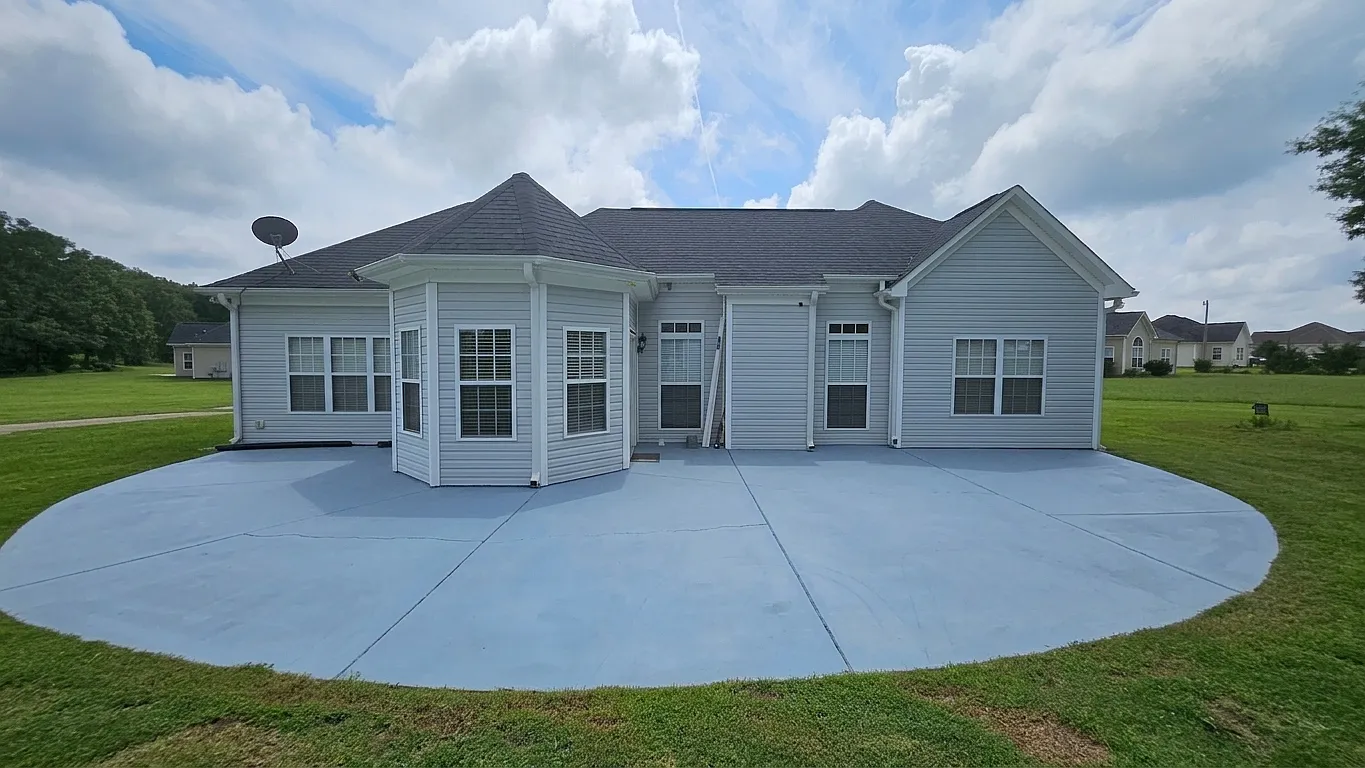 3 bed, 1522 sqft, $2,500 — Photo 2