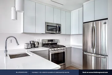 Rented by The Blueground