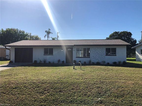 3rd image of 307 Lakeview Dr