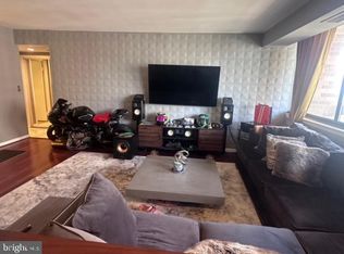 5501 Seminary Rd APT 1715S, Falls Church, VA 22041