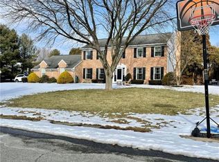 3401 Darien Rd, Bethlehem, PA 18020