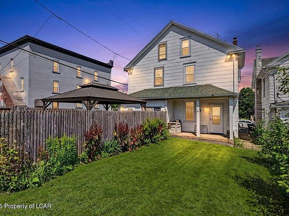 3rd image of 730 Birkbeck St