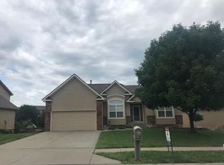 1026 Wellington Way, Liberty, MO 64068