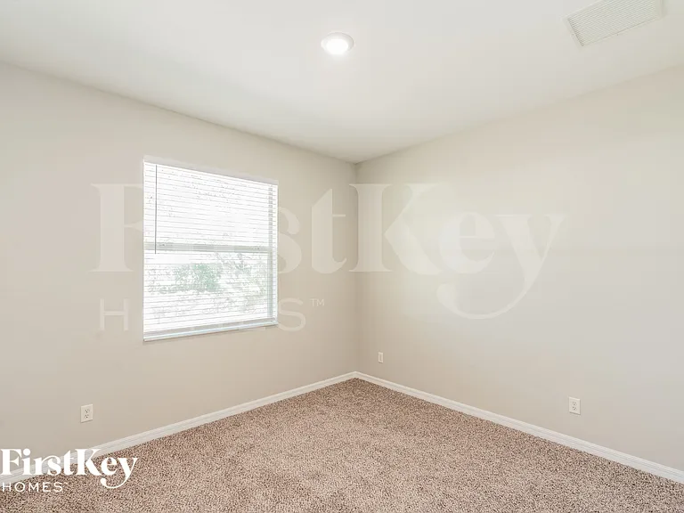 2081 Nuremberg Blvd — Photo 14