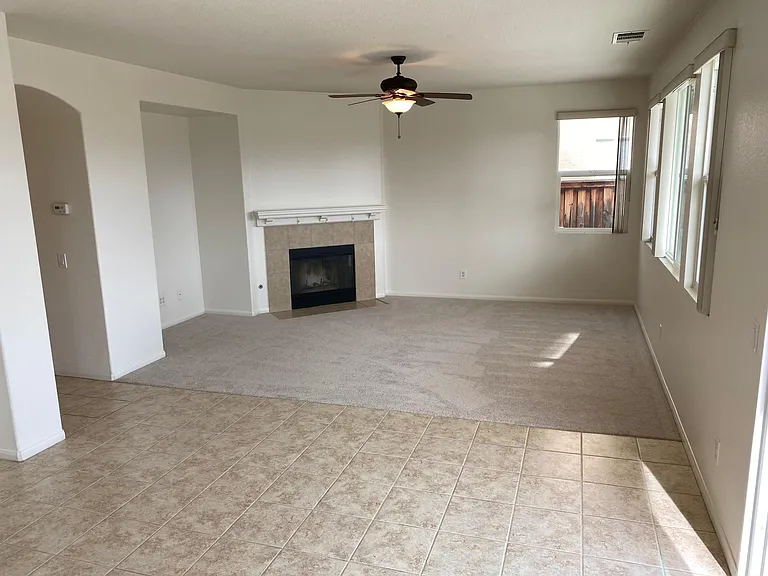 375 Northwood Ave — Photo 12
