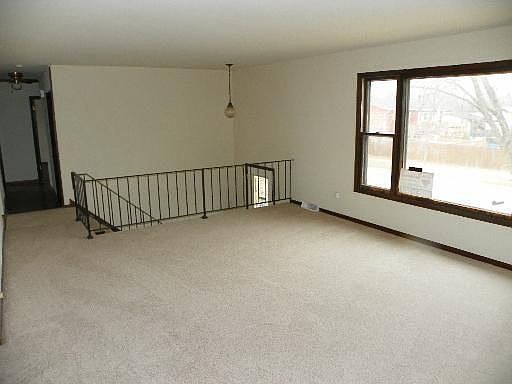 2nd image of 22716 Lakeshore Dr