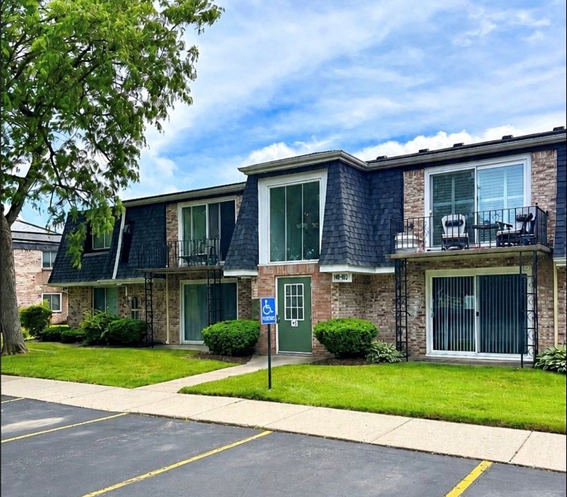 1st image of 114B Foxberry Dr