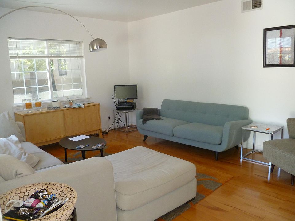 1st image of 2351 Griffith Park Blvd
