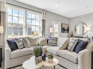 10 Windsor Ct, Gettysburg, PA 17325