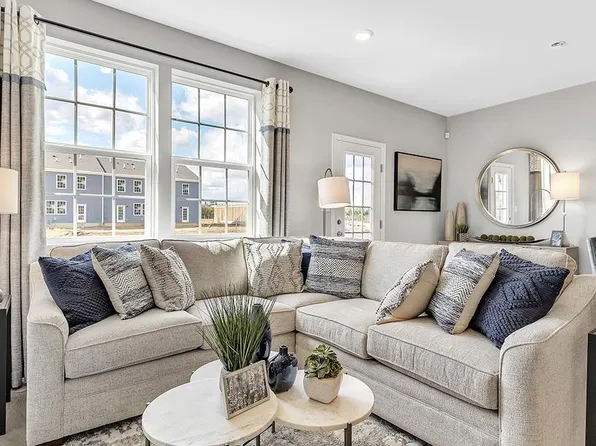 10 Windsor Ct, Gettysburg, PA 17325