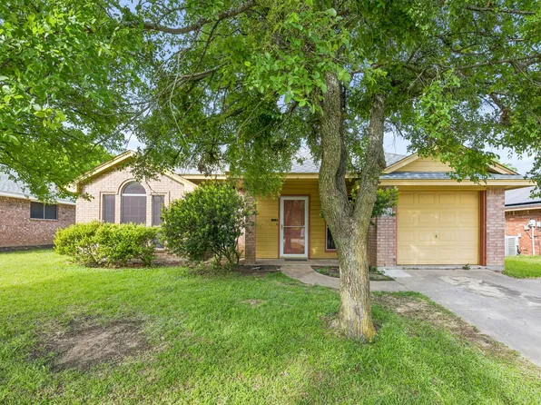 303 Vista Ridge Dr, Venus, TX 76084