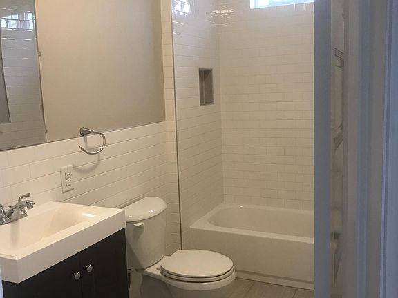 2nd image of 44XX Knorr St