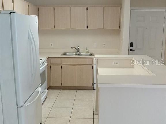 5th image of 9481 Highland Oak Dr Unit 407