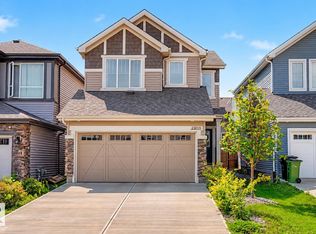 23015 96th Ave NW, Edmonton, AB T5T 7R4