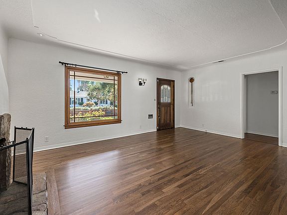 5th image of 1571 Minnesota Ave