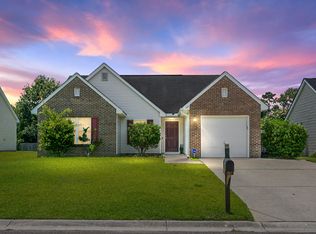 104 Old Tree Rd, Goose Creek, SC 29445