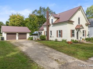 410 E Coffren St, Greenville, MI 48838
