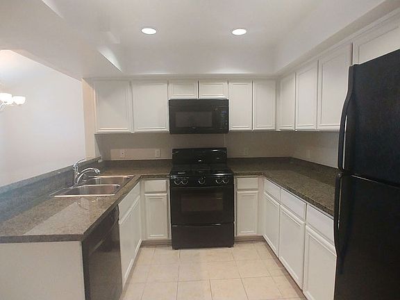 5th image of 11541 Blucher Ave #135