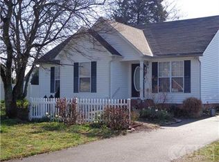 1913 Fieldstone Dr, Columbia, TN 38401