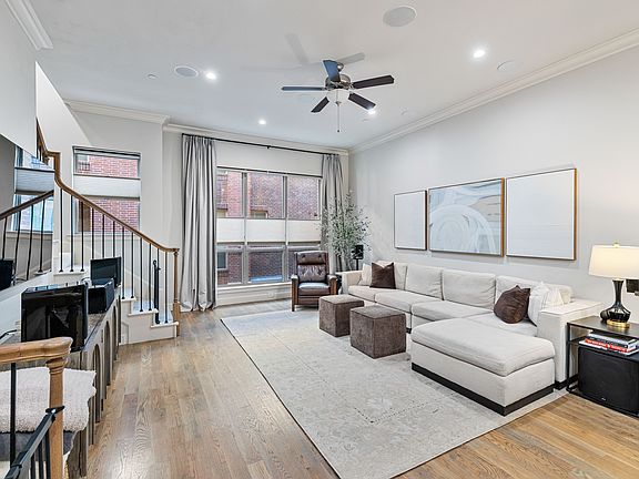 5th image of 101 Decker Ct #603