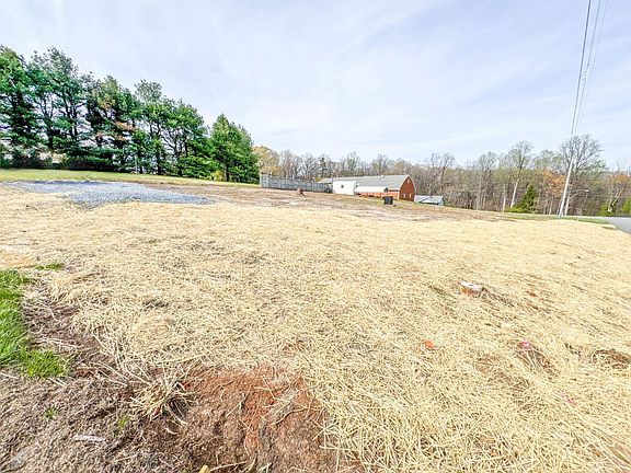 2nd image of 3201 Mayflower Dr Lot 20-21