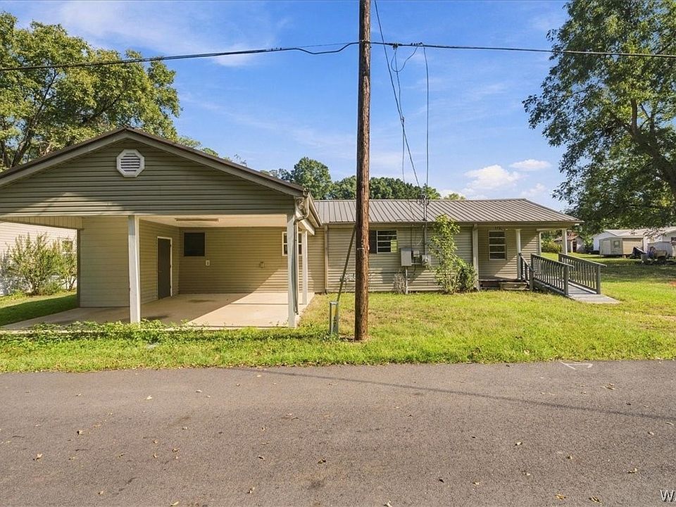 1st image of 370 Searcy St