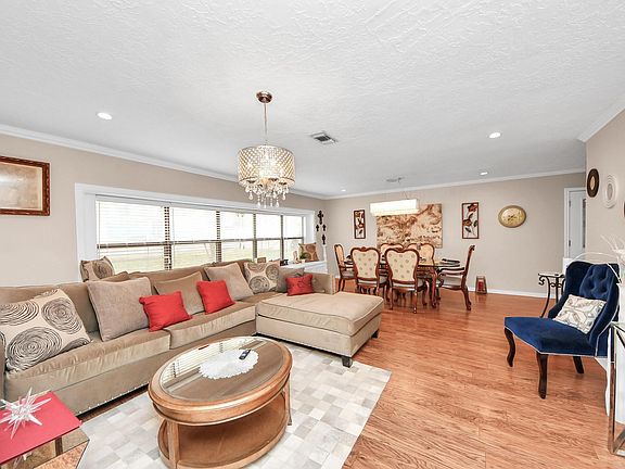 4th image of 292 Kickapoo Dr