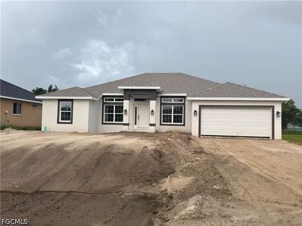 2718 NW 4th Ter, Cape Coral, FL 33993