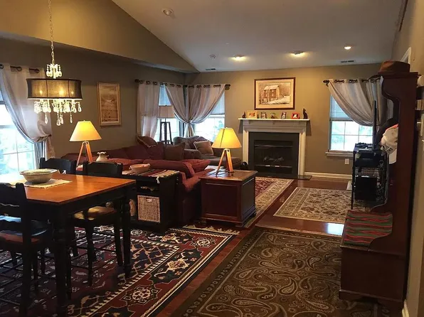 2402 Waterford Rd, Yardley, PA 19067
