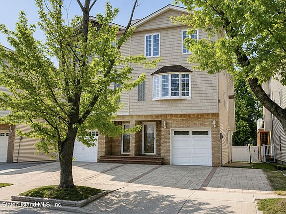 2nd image of 42 Marne Ave
