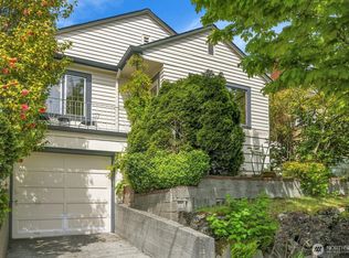 408 N 39th St, Seattle, WA 98103