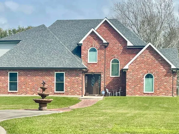 511 Pertuit Ln, Raceland, LA 70394