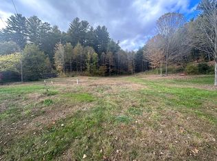 447 N Loomis St, Southwick, MA 01077