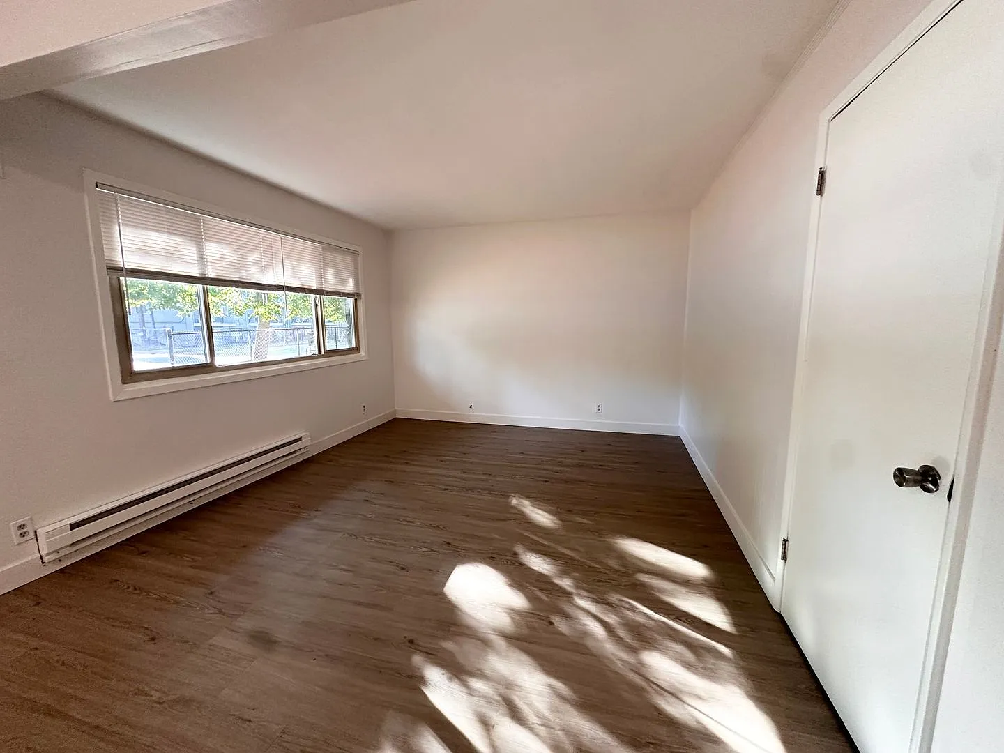 Cascade Court Apartments — Photo 4