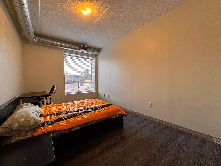 8 Hickory St W #405 — Photo 5