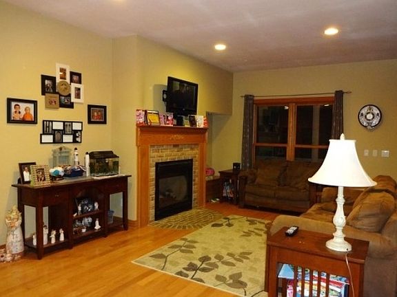 3rd image of 24118 Fawn Meadow Ln