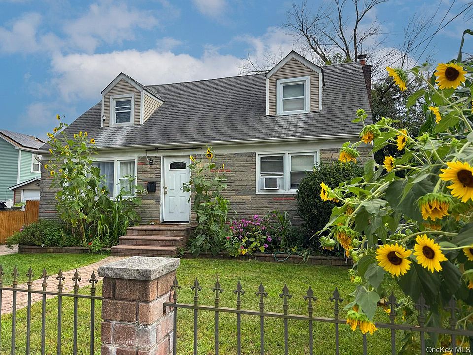1st image of 162 Princeton Street