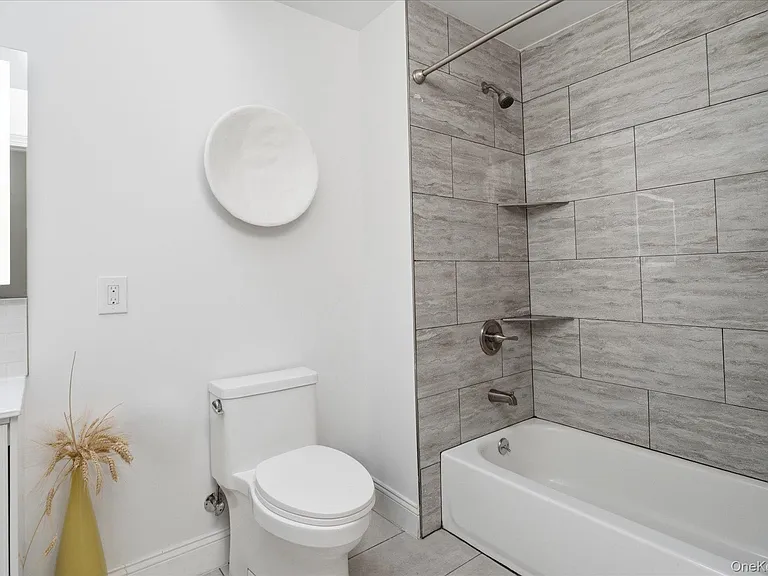 1A Gerald Ln — Photo 22