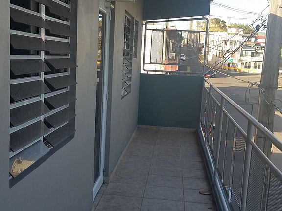 Balcon de los Locales Comerciales en 2ndo. nivel