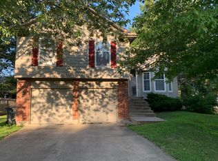15221 W 147th St, Olathe, KS 66062
