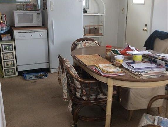 3rd image of 16680 Cynthia Dr