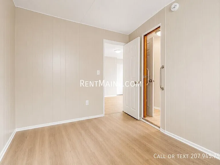38 Jefferson St #1 — Photo 16