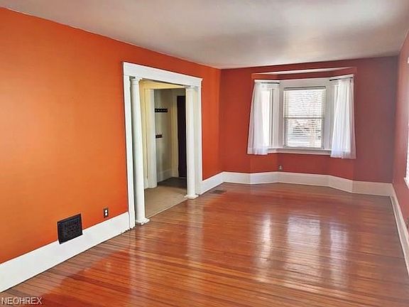 3rd image of 1351 Andrews Ave