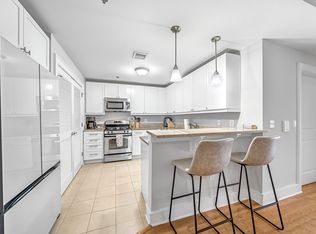 924 Jefferson St APT 2B, Hoboken, NJ 07030