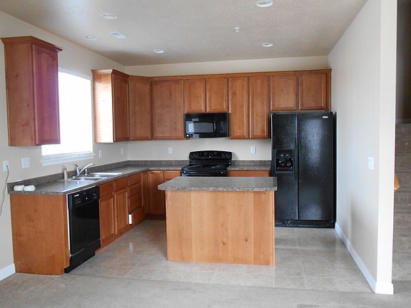 4th image of 4692 W Thorndale Way