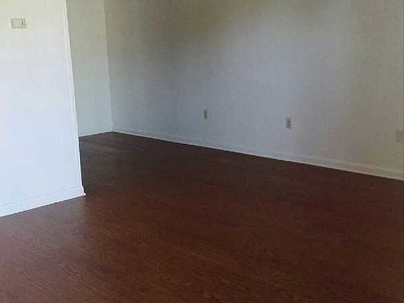3rd image of 599 E Temperance St APT 03