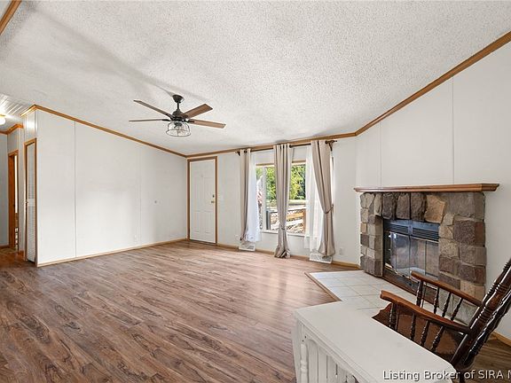 5th image of 1410 E Water Street